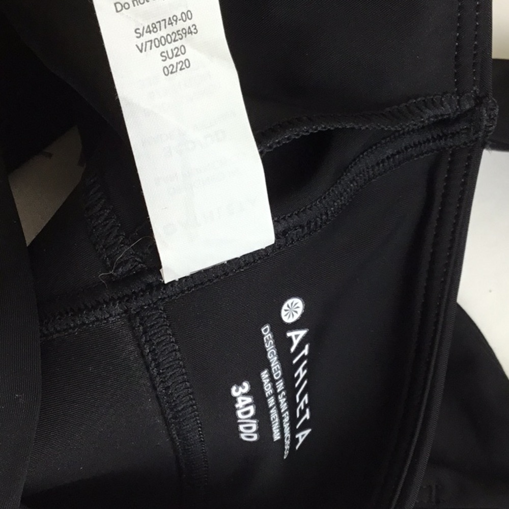 Athleta Yin Bra Wireless Sports Bra D/DD New - Picture 6 of 7